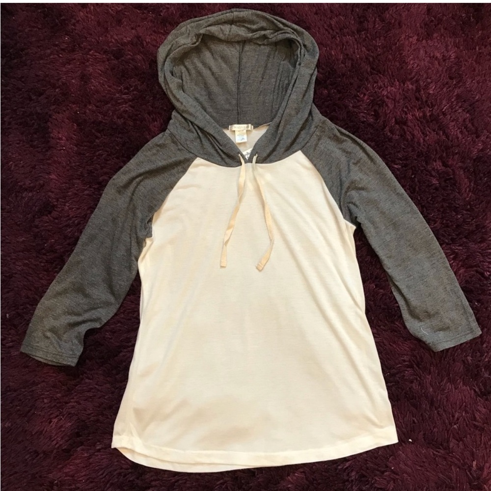 Bozzolo Cream and Gray Raglan Hoodie